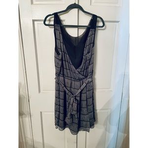 Gap XXL Sheer tie waist dress with built in slip